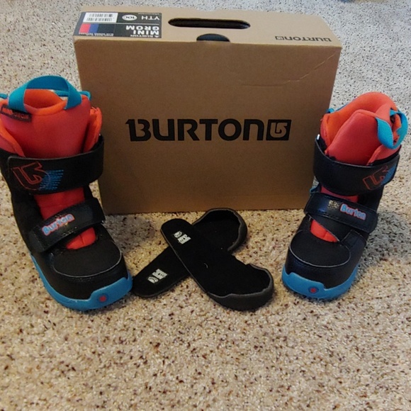 burton mini grom boots 10c